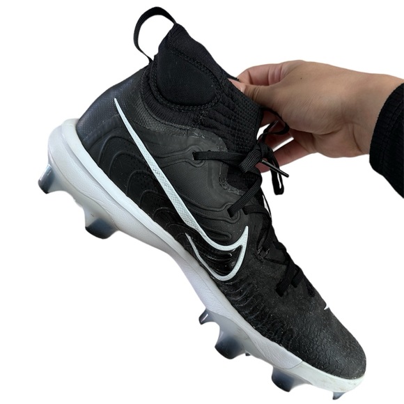 Nike Other - USED BASEBALL SHOES